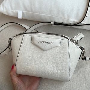 Nano Givenchy Antigona